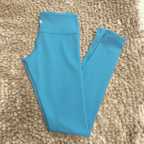 lululemon athletica Pants - Lululemon Athletica Reversible leggings